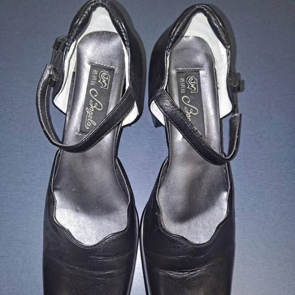 Ladies Shoes
